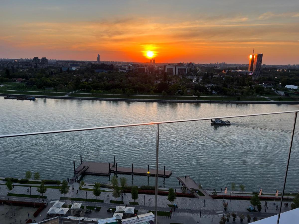 BW Terrace Top Floor Apartments With River View & Self Check-In Belgrado Exterior foto